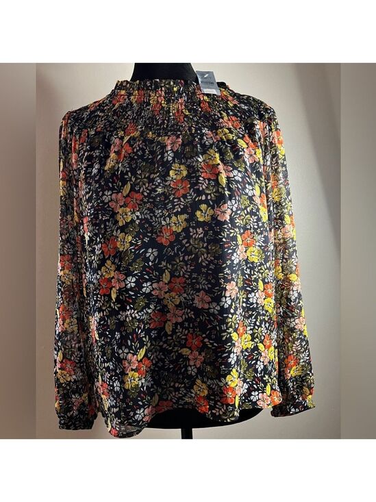 Ann Taylor Tops - Ann Taylor Loft Floral Print Top Chiffon Multicolor Small Petite Coquette $69